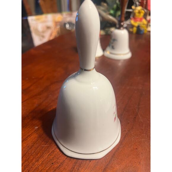 Vintage Porcelain Bell with Pink Roses and Gold Trim Retro Flower Floral Nature - Picture 7 of 7